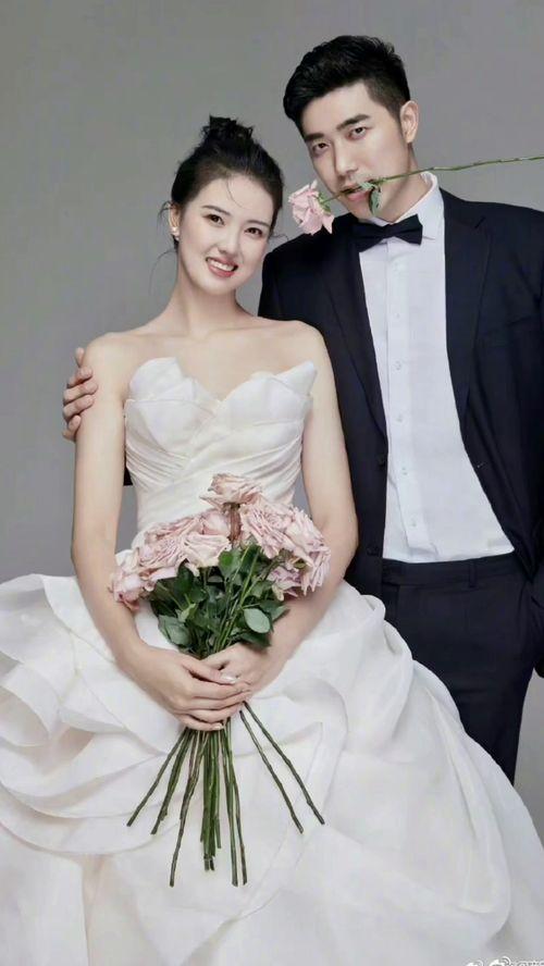 波多老公结婚照,幸福瞬间定格