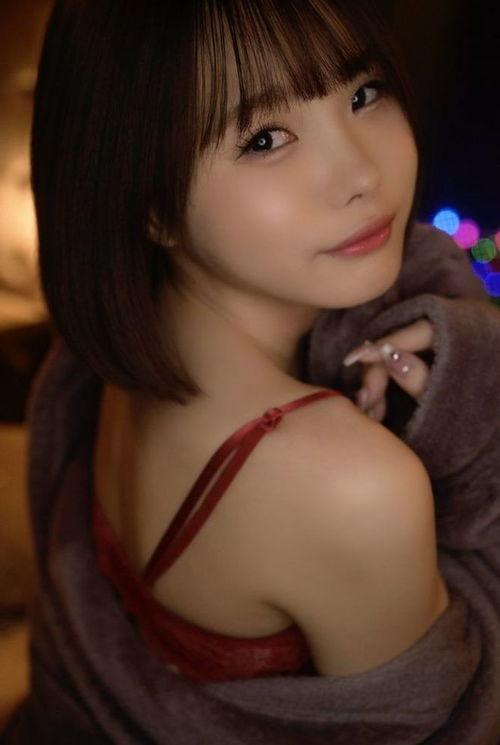 AV女优梓,AV女优的璀璨星途与争议人生